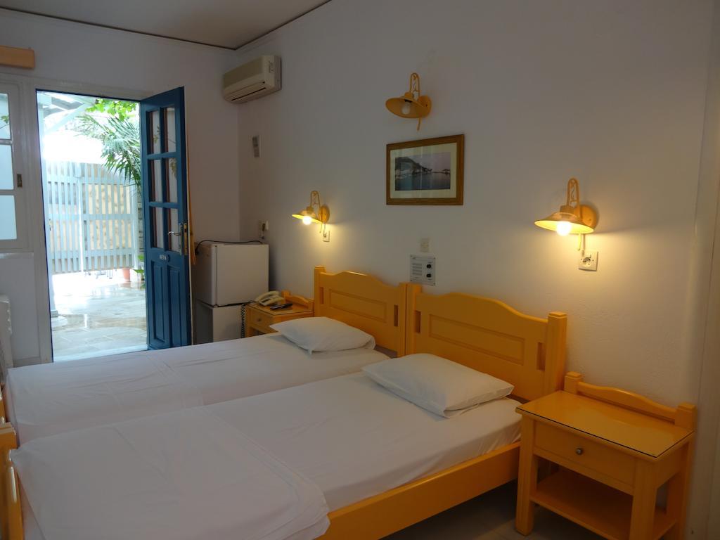 פיתגוריו Remezzo Hotel & Studios חדר תמונה