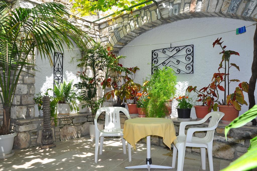 פיתגוריו Remezzo Hotel & Studios מראה חיצוני תמונה
