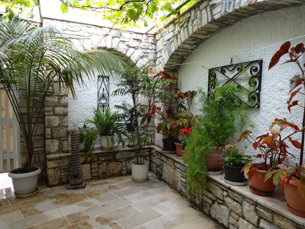 פיתגוריו Remezzo Hotel & Studios מראה חיצוני תמונה