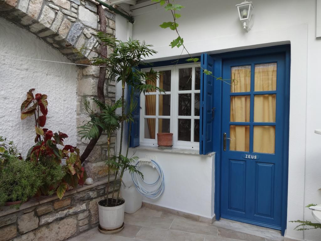 פיתגוריו Remezzo Hotel & Studios מראה חיצוני תמונה